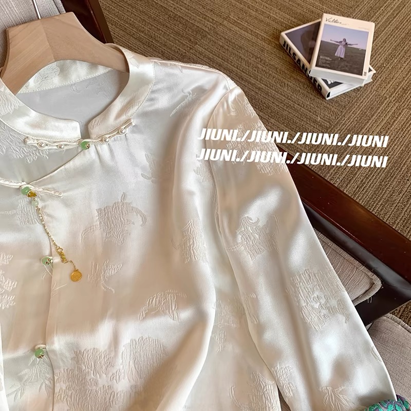 新中式立領撞色提花盤扣緞面襯衫女春2024新款復古時髦輕國風上衣
