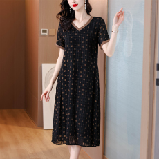 批发<b class='q'>大码</b><b class='q'>女装</b>连衣裙女夏时尚新款气质V领提花直筒裙显瘦长裙子