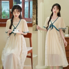 批发实拍现 2026新款<b class='q'>孕妇装</b>夏装 中国风碎花拼接连衣裙