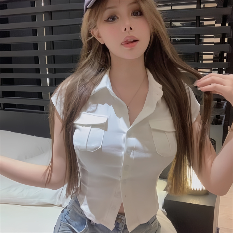 White lapel short-sleeved shirt for hot girls with pure lusty waist and crop top