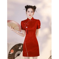 批发红色旗袍新款2026敬酒服新娘平时可穿改良年轻款少女新中式<b class='q'>连衣裙</b>