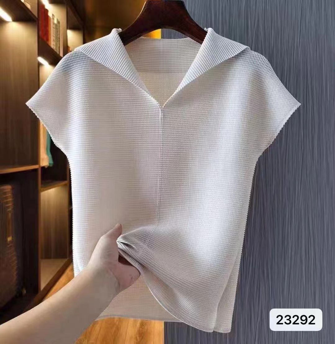 2024夏季新款泫雅風翻V領純色寬鬆短袖上衣女