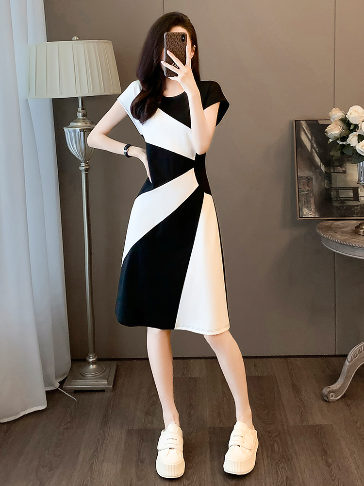 TR76248# 高级感复古黑白拼接连衣裙女夏季新款简约气质收腰显瘦裙子