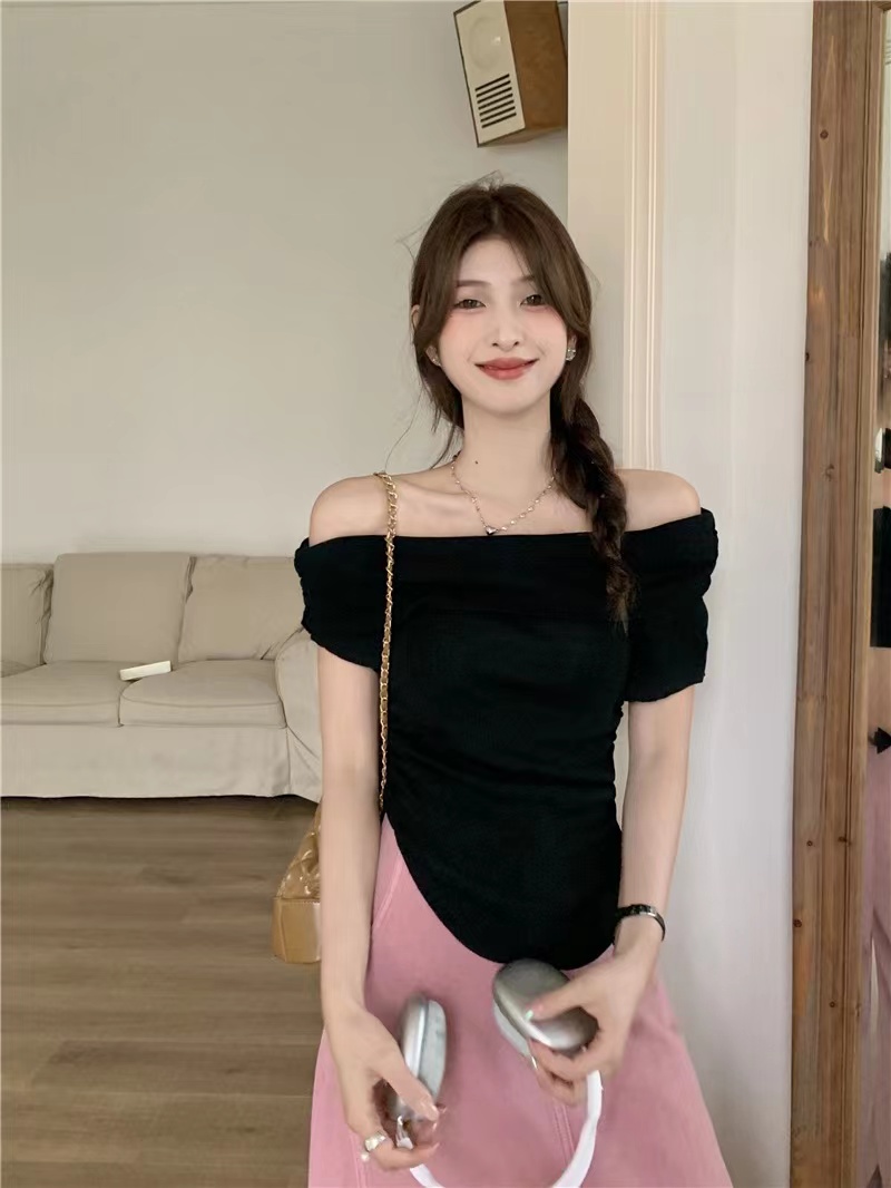 甜辣風設計感一字肩薄款修身短袖針織衫女夏季露鎖骨別致短款上衣