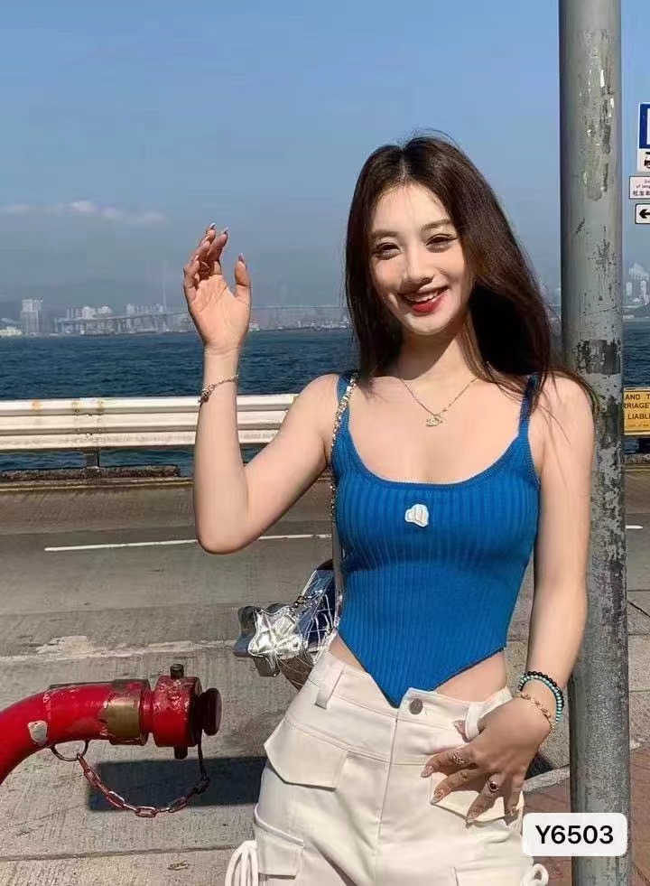 紅色吊帶女春夏季修身針織短款上衣背心