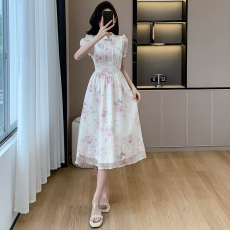 批发新中式改良<b class='q'>旗袍</b>裙年轻款少女夏季<b class='q'>新款</b>高端气质国风雪纺碎花连衣裙