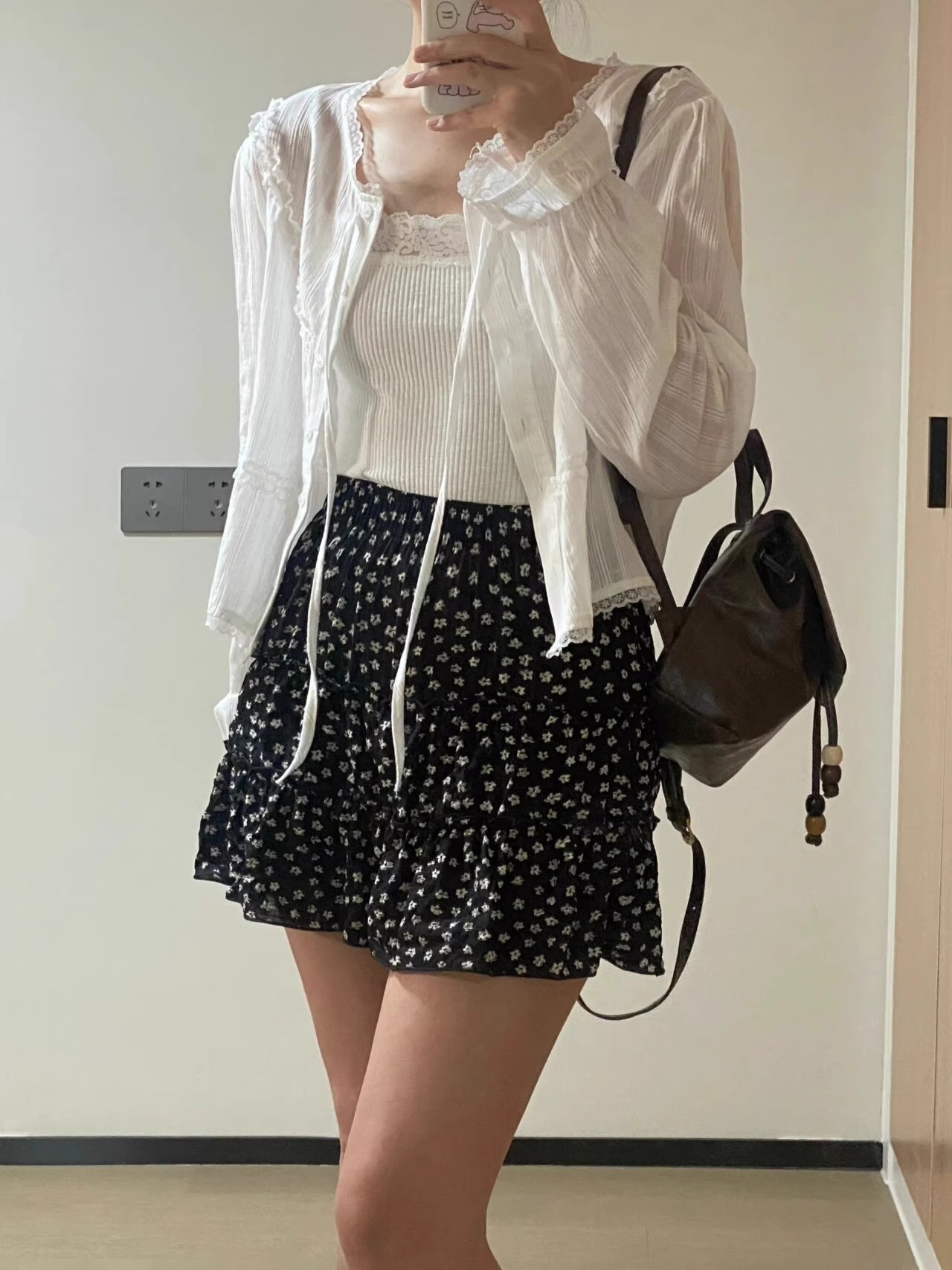 復古碎花半身裙女春秋2024新款小個子蛋糕裙高腰顯瘦黑色a字短裙