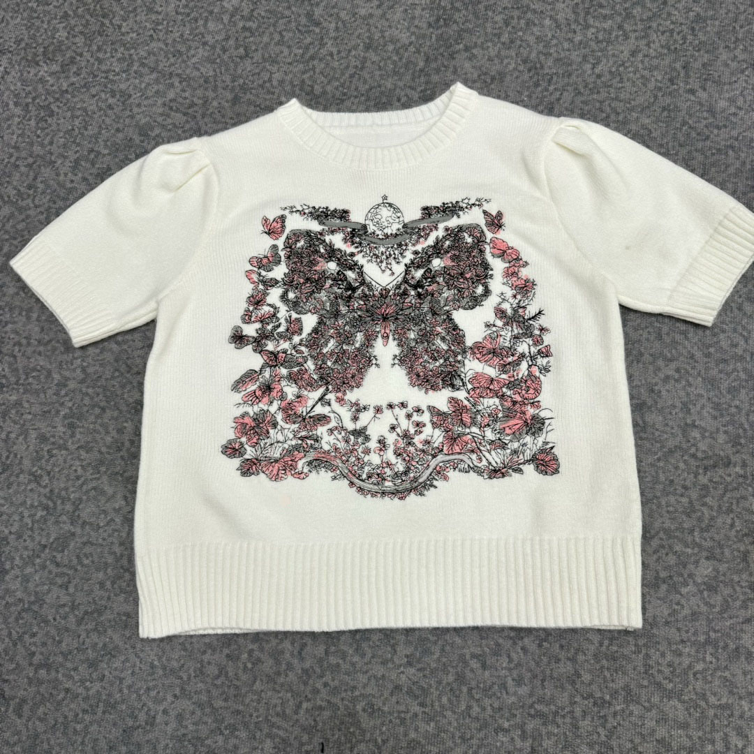 24 early spring new heavy industry butterfly garden pattern embroidered knitted short-sleeved top