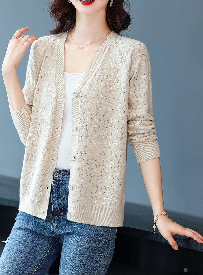 春秋冰丝镂空针织开衫上衣女士加大码短款披肩外搭宽松薄款空调衫