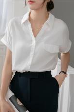 现货实拍2024夏季白色短袖衬衫女薄款小V领衬衫宽松垂感职业上衣