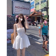 批发白水女春日小白裙白色吊带<b class='q'>连衣裙</b>女新款收腰显瘦度假初恋短裙