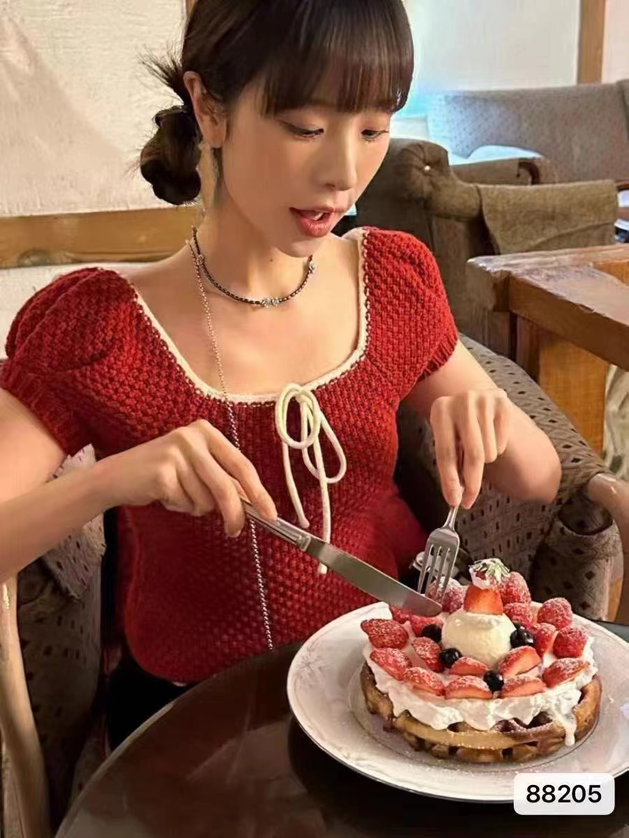 夏季新款法式少女方領蝴蝶結泡泡短袖上衣女