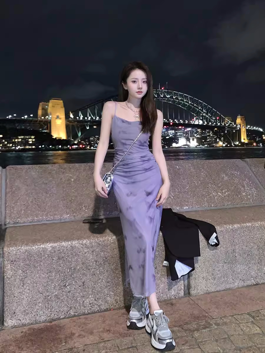 Ashy Snow夢境蝴蝶 彈力網紗女明星蝴蝶印花抽褶設計吊帶連衣裙女