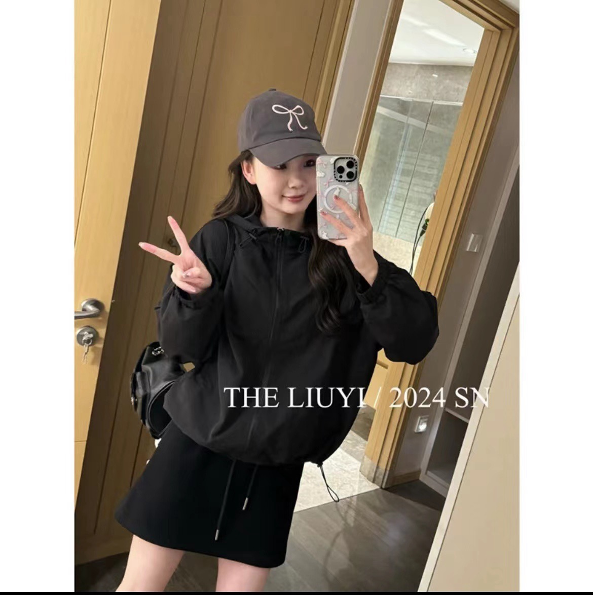LIUYI環遊記~春夏防曬連帽戶外衝鋒衣休閒外套43171