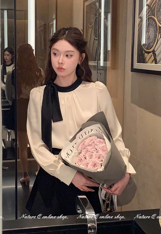 楊小卷真醋酸緞面法式小香風上衣女撞色蝴蝶結飄帶襯衫高級感名媛