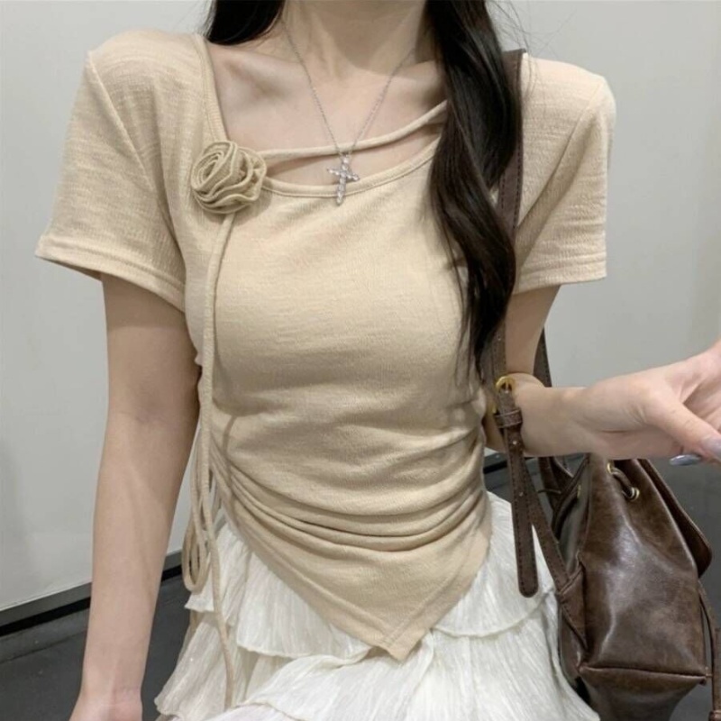 kumikumi设计感立体花朵短袖T恤女装夏季不规则褶皱修身短款上衣