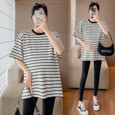 批发实拍 2026<b class='q'>孕妇</b><b class='q'>夏季</b>新款条纹短袖高级感百搭宽松显瘦简约上衣<b class='q'>T</b><b class='q'>恤</b>