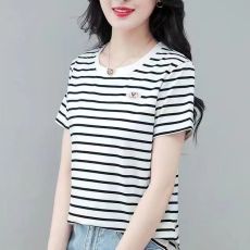 批发条纹女士短袖<b class='q'>t</b><b class='q'>恤</b>2026新款夏季新款中年妈妈圆领休闲薄款体恤上衣