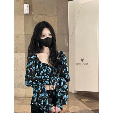 批发设计上衣法式秋冬长袖方领泡泡薄款性感辣妹碎花<b class='q'>欧美</b>风短款新款