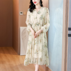 批发<b class='q'>真丝</b><b class='q'>连衣裙</b>春夏2026年款优雅气质桑蚕丝印花法式