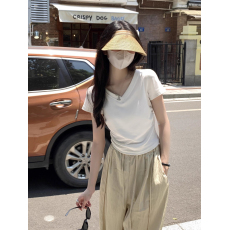 批发40支94棉精梳棉直播品质美式复古v领正肩短袖T恤女夏季设计感小众