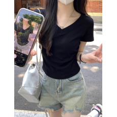 批发40支94棉精梳棉直播品质美式复古v领正肩短袖T恤女夏季设计感小众