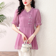 批发实拍新款<b class='q'>大码</b>女装2026夏装纯色<b class='q'>雪纺</b><b class='q'>衫</b>中长款气质淑女胖mm花色短袖