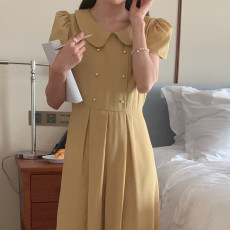 批发实拍 <b class='q'>复古</b>小众彼得番领 收腰系带双排扣泡泡袖长款连衣裙