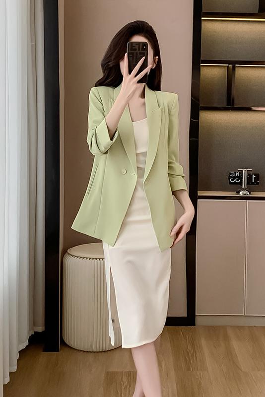 Real shot of summer high-end blazer with pleated sleeve design + waist slimming suspender skirt suit