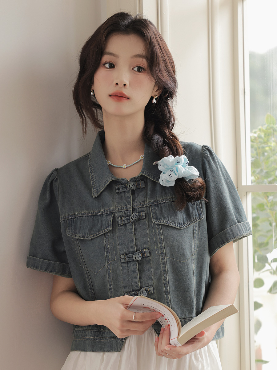 새로운 중식 국풍 단추 반팔 데님 여성 셔츠 여름 2026 새로운 품격 짧은 외투 캐주얼 맨위