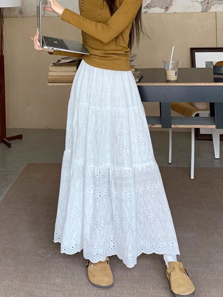 Early spring women's new style French heavy-duty jacquard embroidery elasticated hip-covering slimming embroidered white skirt for small people