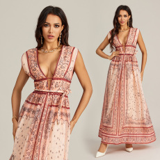 批发实拍小众度假风复古印花长款<b class='q'>连衣裙</b>