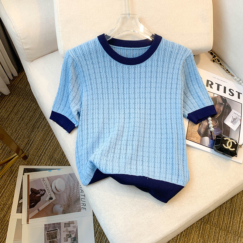 실사 대 물품 2026 여름 새로운 디자인 센스 배색 라운드 넥 반팔 티셔츠 품격 얼음 실크 니트 여성