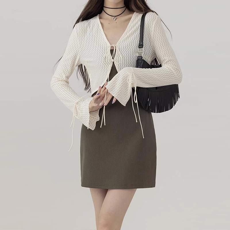 Ice silk sunscreen cardigan for women, thin blouse with suspender skirt, shawl, waistcoat, knitted top for women, summer coat