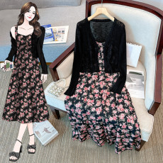 批发实拍大码女装春夏法式碎花连衣裙胖MM显瘦吊带长裙开衫两件套装