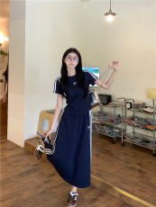 实拍实价~大码女装2024韩版运动休闲时尚三条杠短袖T恤半身裙套装