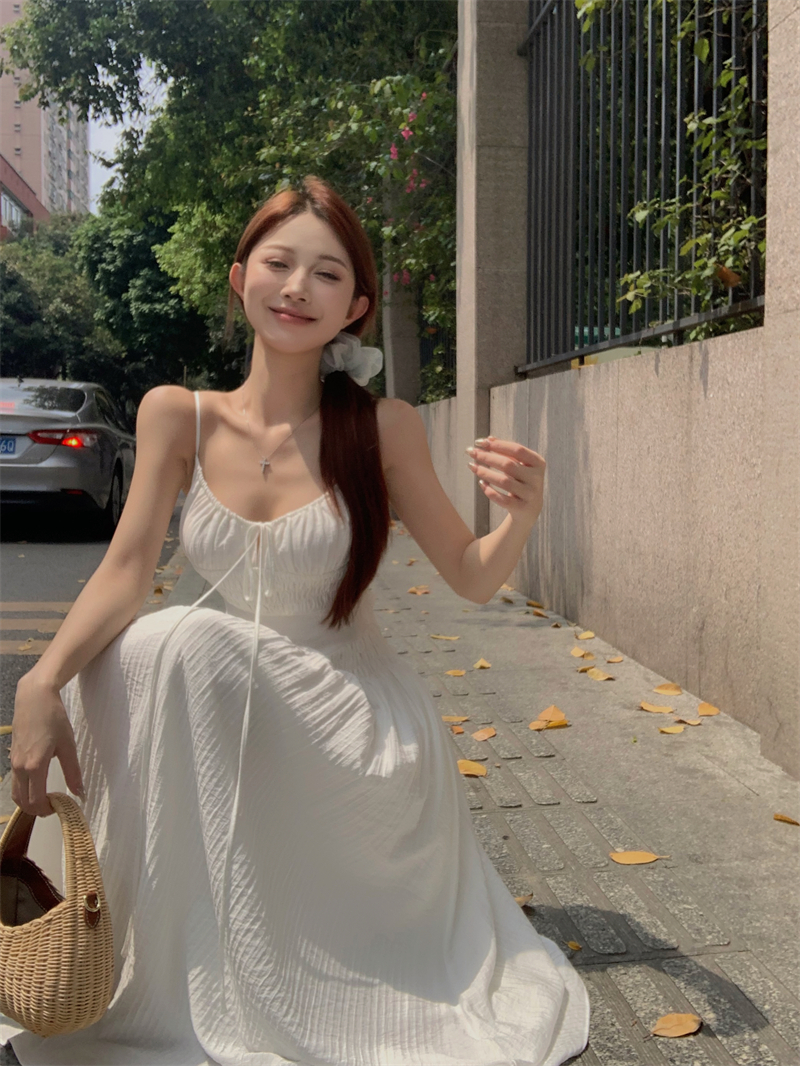 실사 정가 화이트 허리 수축 슬립 드레스 품격 도루 가을 센스 슬림해 보이는 드레스 작은 대중 홀로우 아웃 롱 스커트