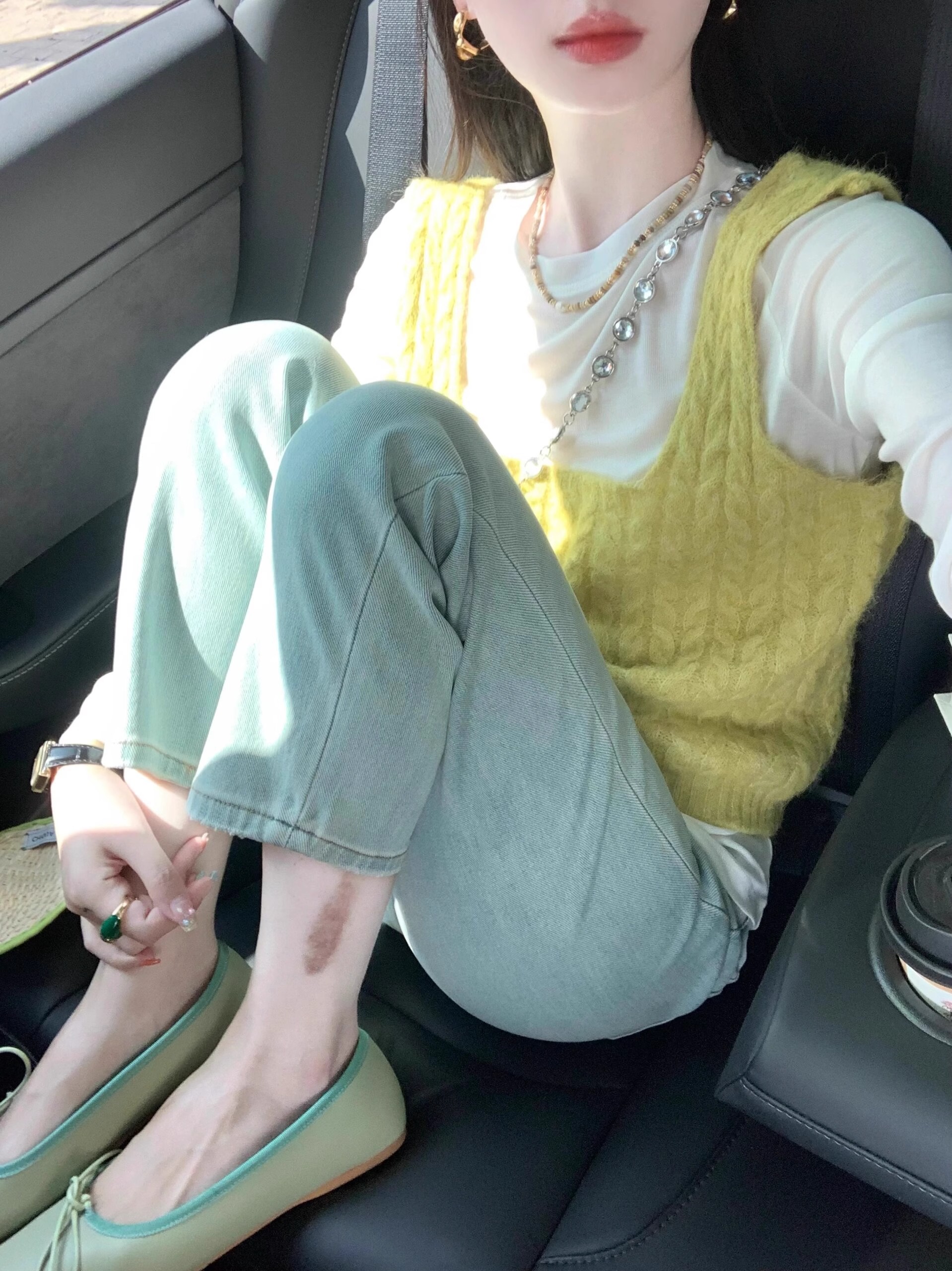 Stacked knitted vest vest I-shaped suspenders 2024 new spring short twist sweater tops for women