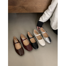 批发温柔<b class='q'>公主</b>仙女风玛丽珍鞋2024年春季韩版软皮圆头浅口平底奶奶单鞋