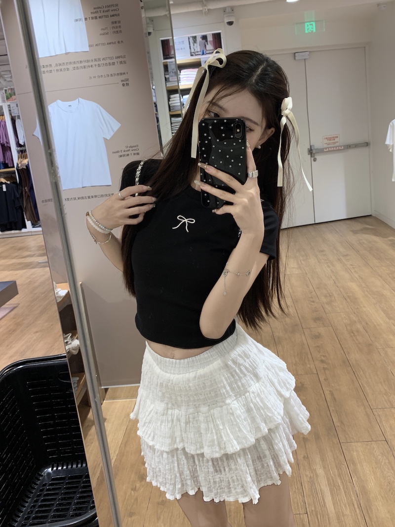 Real shot and real price Bow black short-sleeved T-shirt for women in summer hot girl slim sweet and spicy short shoulder top trendy