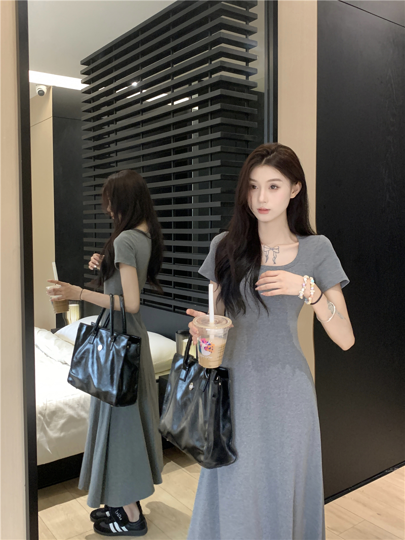 실사 광장 칼라 미니멀리즘 슬림해 보이는 롱 코트 고급 센스 티셔츠 드레스 큰 진자 롱 스커트