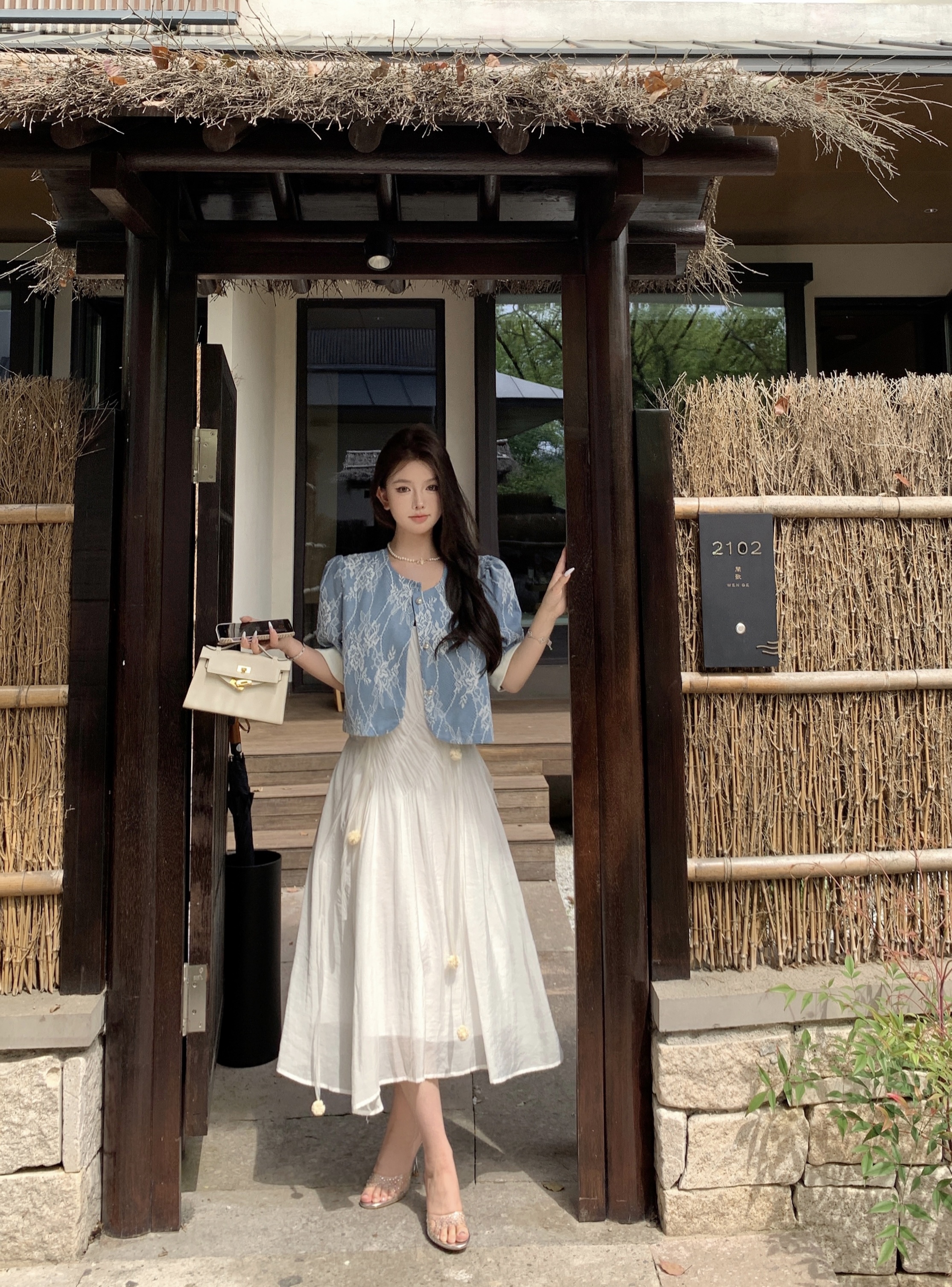 实拍实价~蓝色蕾丝西服短款外套上衣女 白色吊带连衣裙绝美裙子夏
