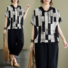 批发实拍2026夏季文艺印花拼接连帽宽松短袖上衣+松紧腰阔腿裤两件套