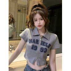 批发已出货 <b class='q'>外贸</b>polo领短袖T恤女夏季新款复古字母短款拉链<b class='q'>开衫</b>潮