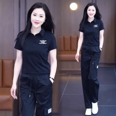 批发气质水兵舞<b class='q'>套装</b>女短袖T恤工装裤军绿两件套夏季新款显瘦<b class='q'>迷彩服</b>潮