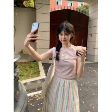 批发实拍  可爱兔子<b class='q'>印花</b>正肩短袖T恤+元气少女彩虹花边拼接半身裙