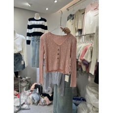 批发十三行春季新款气质亮片<b class='q'>长袖</b>针织开衫法式纯欲宽松短款毛衣外套