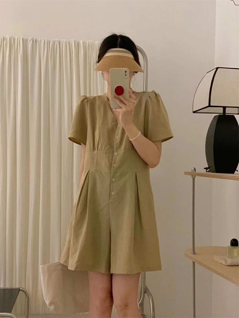 한국 스타일 여름 새로운 레트로 외국 가스 슬림해 보이는 V넥 싱글 줄 버튼 반팔 올인원 바지 반바지
