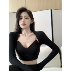批发实拍实价欧美风肯豆外搭防晒<b class='q'>开衫</b>女短款直角肩小披肩罩衫针织上衣