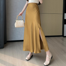 批发金色2026醋酸缎面高级<b class='q'>拖地</b><b class='q'>长裙女</b>夏黄色垂坠腰包鱼尾半身裙